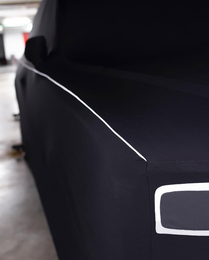 Housse imprimée Rolls Royce Cullinan Noir