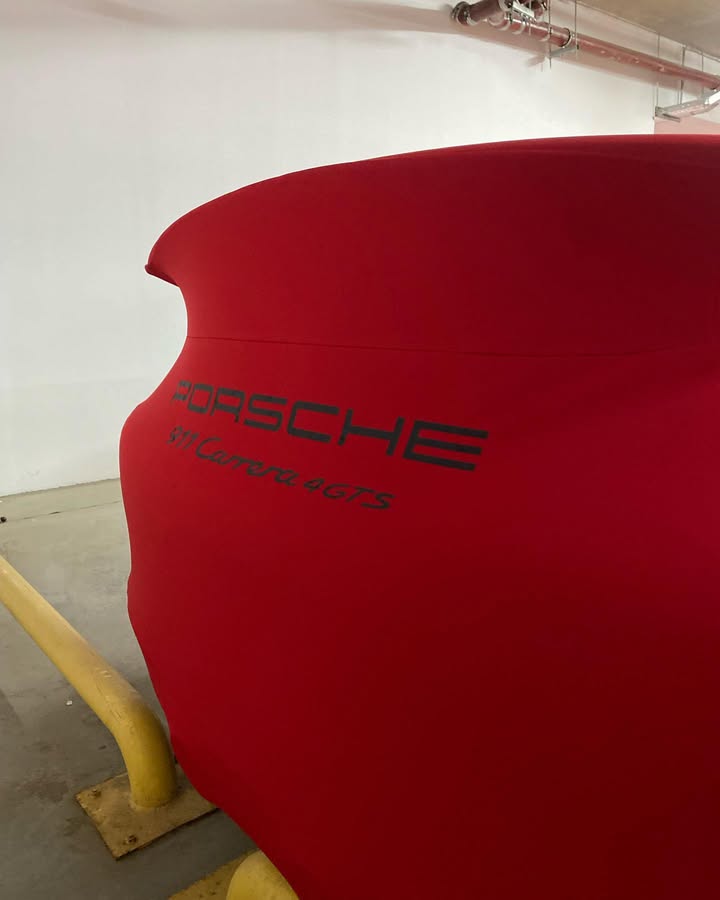 Housse Porsche 911 Carrera 4 GTS
