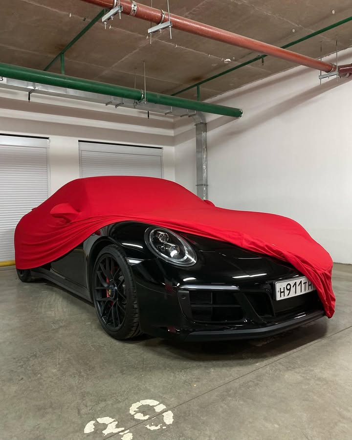 Housse Porsche 911 Carrera 4 GTS