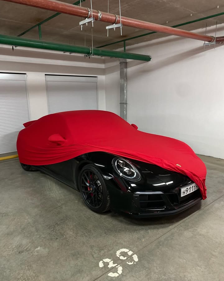 Housse Porsche 911 Carrera 4 GTS
