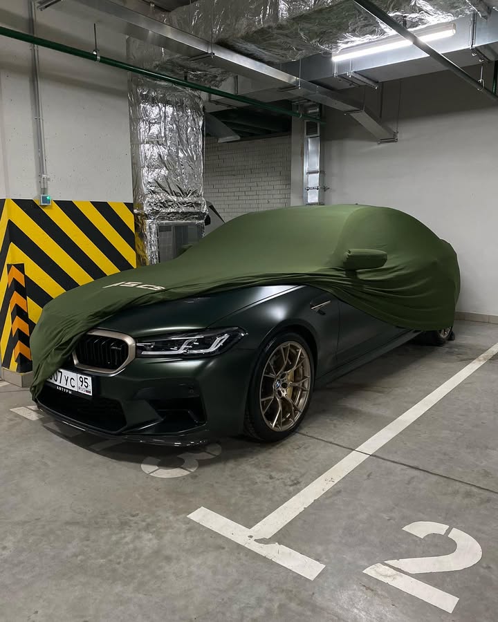 Housse BMW M5 F90 vert