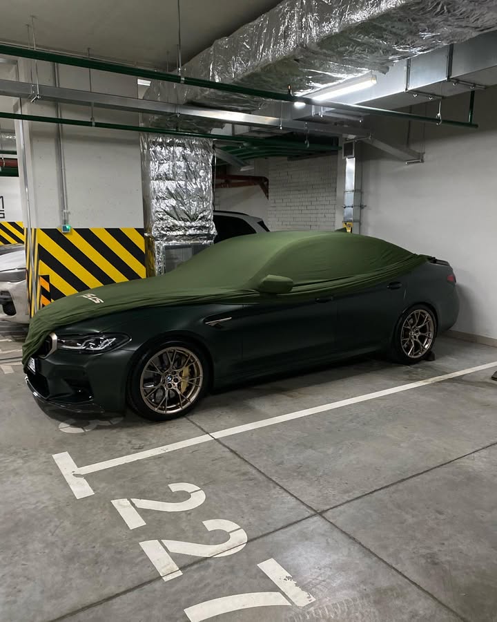 Housse BMW M5 F90 vert