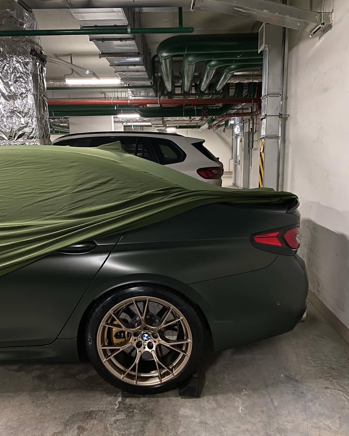 Housse BMW M5 F90 vert